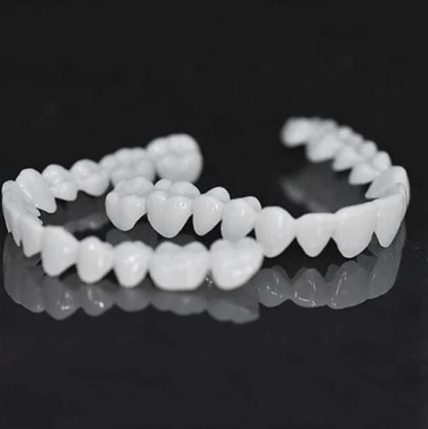 Ezysmyl™️ Snap-On Dentures