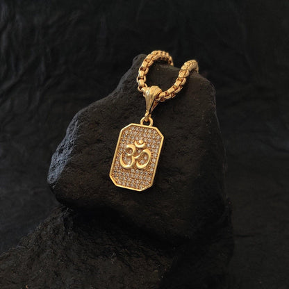 Premium Aum Diamond Pendant Gold Chain