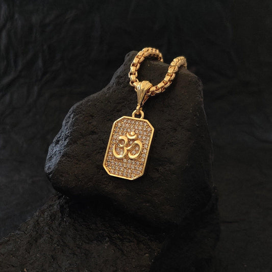Premium Aum Diamond Pendant Gold Chain