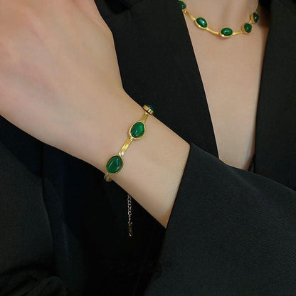Oval Green Crystal Pendant Necklace Set with Bracelet